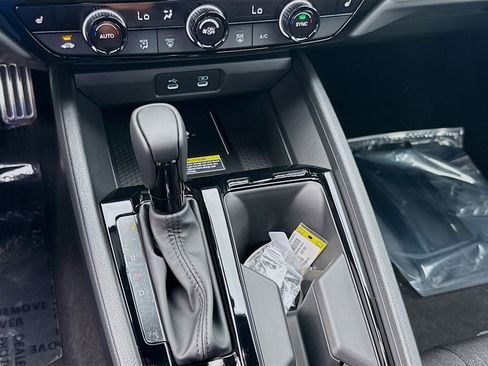 Used 2025 Honda Accord Sport image 13