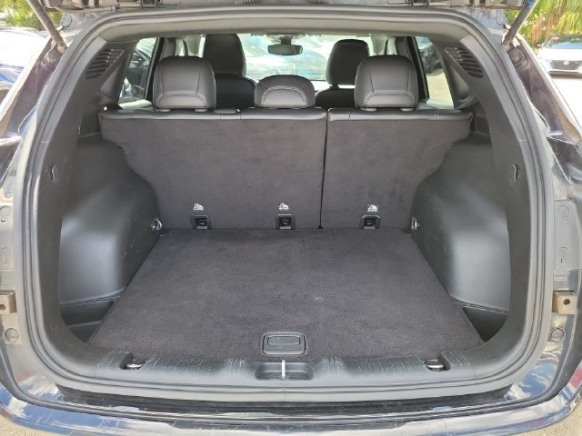 Used 2024 Jeep Compass Latitude AWD/4WD image 10