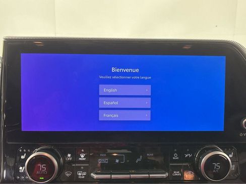 Used 2025 Toyota Highlander Platinum image 7