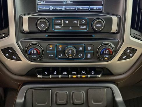 Used 2018 GMC Sierra 1500 SLT AWD/4WD image 15