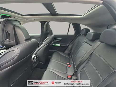 Used 2023 Mercedes-Benz GLC 300 4MATIC image 13
