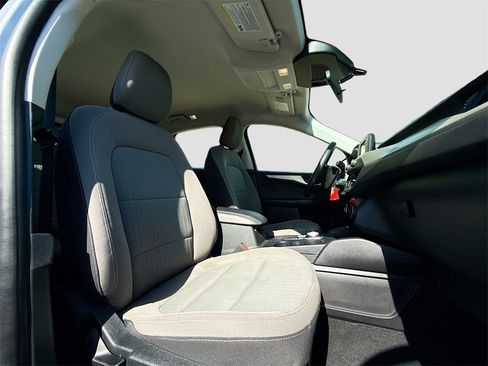 Used 2022 Ford Escape S image 28