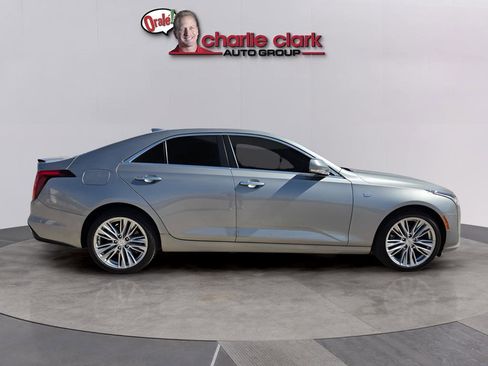 Used 2025 Cadillac CT4 Premium Luxury RWD image 8