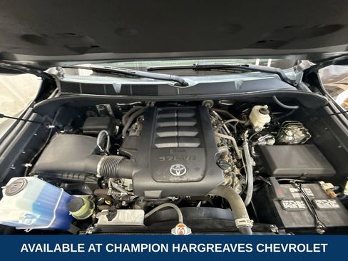 Used 2020 Toyota Tundra SR5 w/ SR5 Upgrade Package AWD/4WD image 38