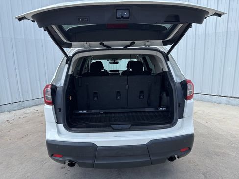 Used 2021 Subaru Ascent Premium w/ Convenience Package AWD/4WD image 13