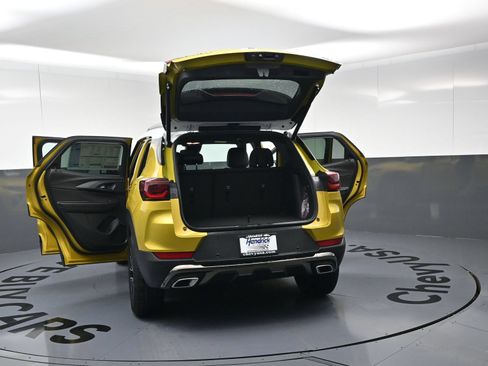 New 2025 Chevrolet TrailBlazer ACTIV w/ Convenience Package FWD image 31