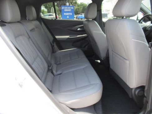 Used 2024 Buick Envista Avenir FWD image 33