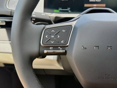 New 2026 Lexus ES 350e w/ Convenience Package FWD image 37