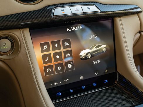 New 2025 Karma Revero Luxury RWD image 26