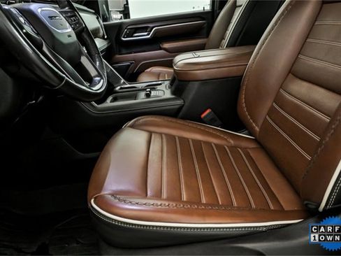 Certified 2024 GMC Sierra 2500 Denali Ultimate w/ Max Trailering Package image 12