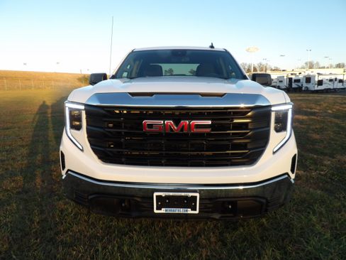 Used 2025 GMC Sierra 1500 Pro w/ Pro Value Package image 3