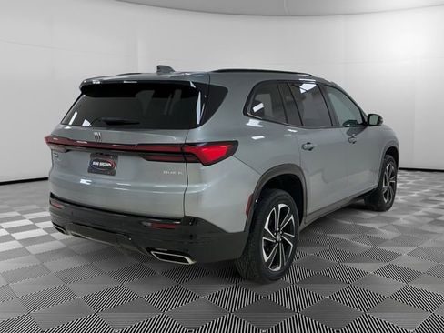 Certified 2025 Buick Enclave Sport Touring image 3