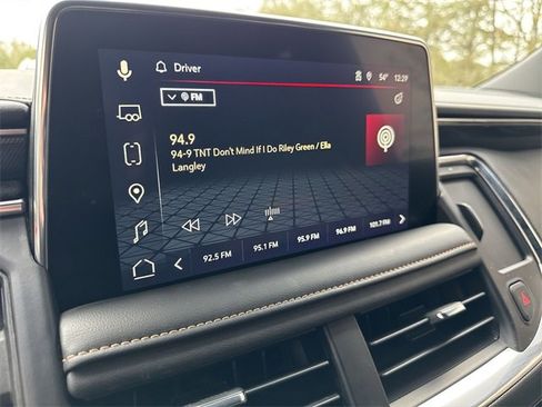 Used 2024 GMC Yukon AT4 w/ Technology Package image 13