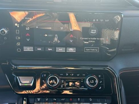 Used 2024 GMC Sierra 2500 AT4 w/ AT4 Premium Plus Package image 20