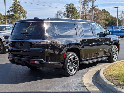 New 2026 Jeep Grand Wagoneer L 4WD image 5