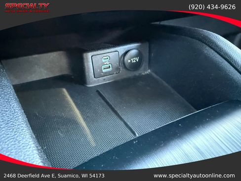 Used 2022 Ford Escape SE image 25