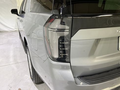 Certified 2025 Chevrolet Suburban Premier image 10