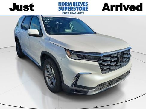 Used 2025 Honda Pilot EX-L image 1