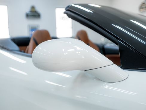 Used 2016 Ferrari California T image 23