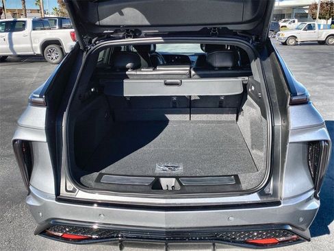 New 2026 Cadillac Lyriq V image 37