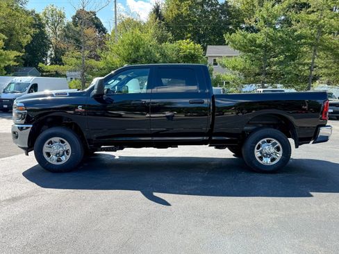New 2025 RAM 2500 Tradesman w/ Chrome Appearance Group image 8