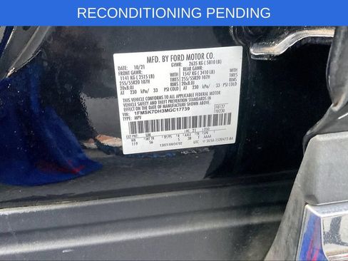 Used 2021 Ford Explorer XLT w/ Equipment Group 202A RWD image 4