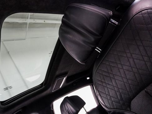 Used 2016 BMW 750i xDrive image 8