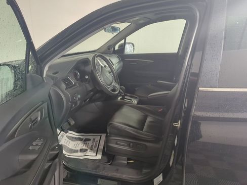 Used 2019 Honda Ridgeline RTL image 17