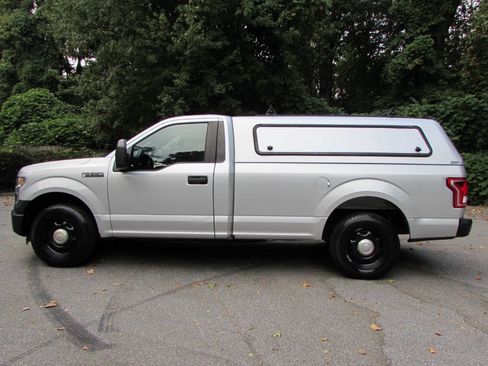 Used 2016 Ford F150 XL w/ Heavy-Duty Payload Package image 3