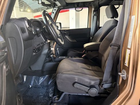 Used 2015 Jeep Wrangler Unlimited Sport w/ Quick Order Package 24S image 10