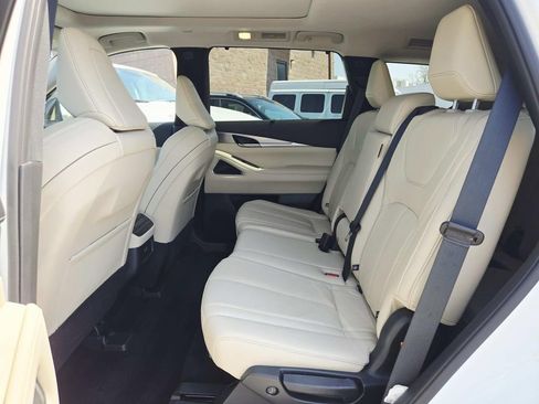 Used 2025 INFINITI QX60 Luxe w/ Vision Package AWD/4WD image 13
