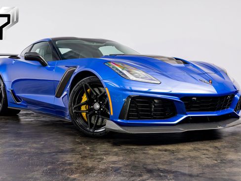 Used 2019 Chevrolet Corvette ZR1 RWD image 1