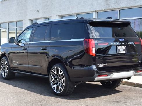New 2026 Ford Expedition Max Platinum w/ Platinum Ultimate Package AWD/4WD image 8