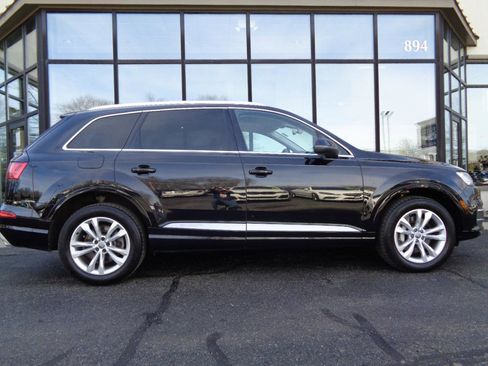 Used 2017 Audi Q7 3.0T Premium Plus image 3