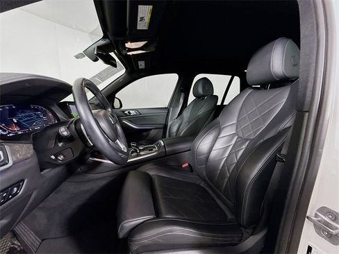 Used 2023 BMW X5 sDrive40i image 11