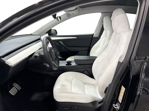 Certified 2023 Tesla Model Y Performance AWD/4WD image 9