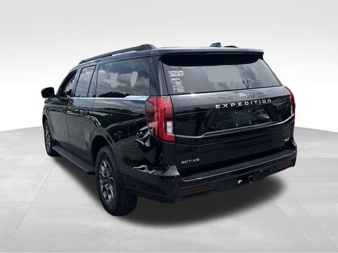 Used 2025 Ford Expedition Max Active AWD/4WD image 5