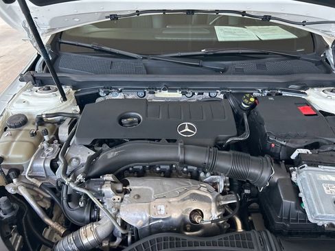 Used 2022 Mercedes-Benz CLA 250 4MATIC w/ Premium Package Lite image 11