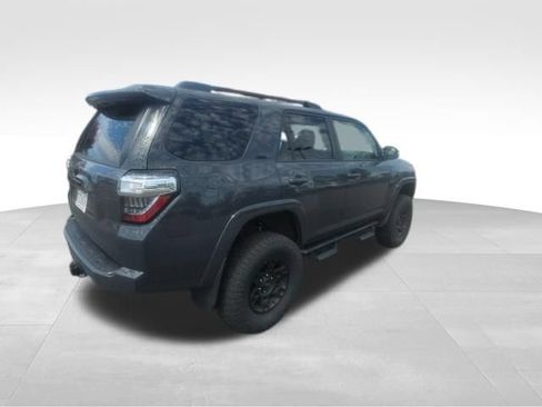 Used 2024 Toyota 4Runner SR5 Premium w/ Moonroof Package AWD/4WD image 10