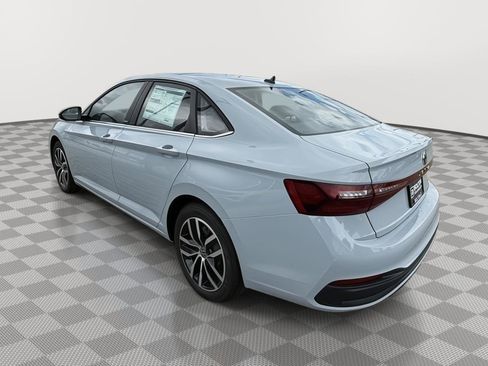 New 2025 Volkswagen Jetta SE image 6