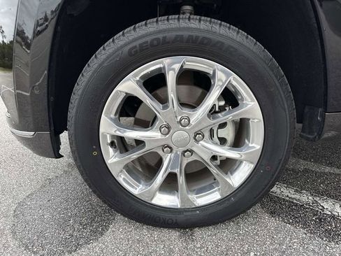 Used 2021 Jeep Grand Cherokee Summit image 38