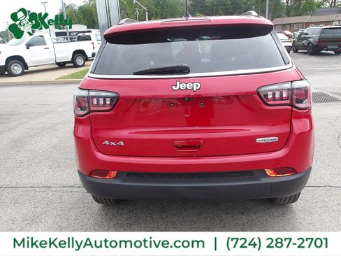Used 2020 Jeep Compass Latitude w/ Cold Weather Group AWD/4WD image 6