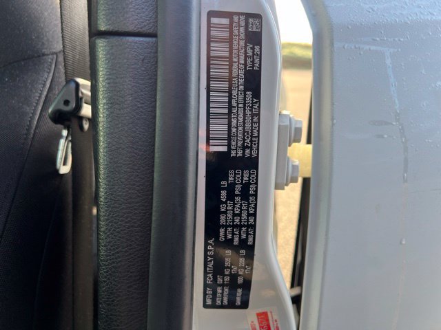 Used 2017 Jeep Renegade Latitude AWD/4WD image 10