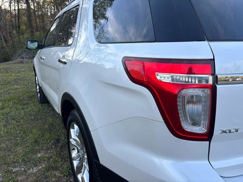 Used 2012 Ford Explorer XLT image 8