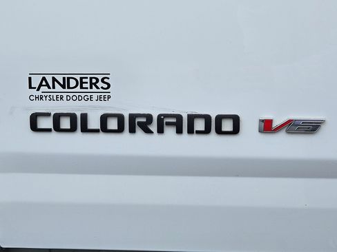 Used 2018 Chevrolet Colorado ZR2 image 29