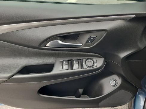 Used 2025 Buick Envista Avenir image 14