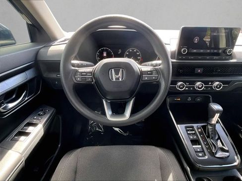 Used 2025 Honda CR-V LX image 7