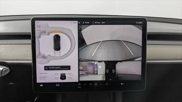 Used 2022 Tesla Model Y Long Range AWD/4WD image 25