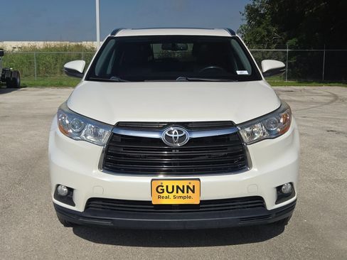 Used 2016 Toyota Highlander XLE FWD image 8