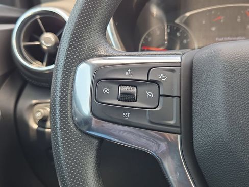 Used 2025 Chevrolet Blazer LT FWD image 20